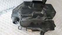 Broasca dreapta fata renault scenic 2 2004