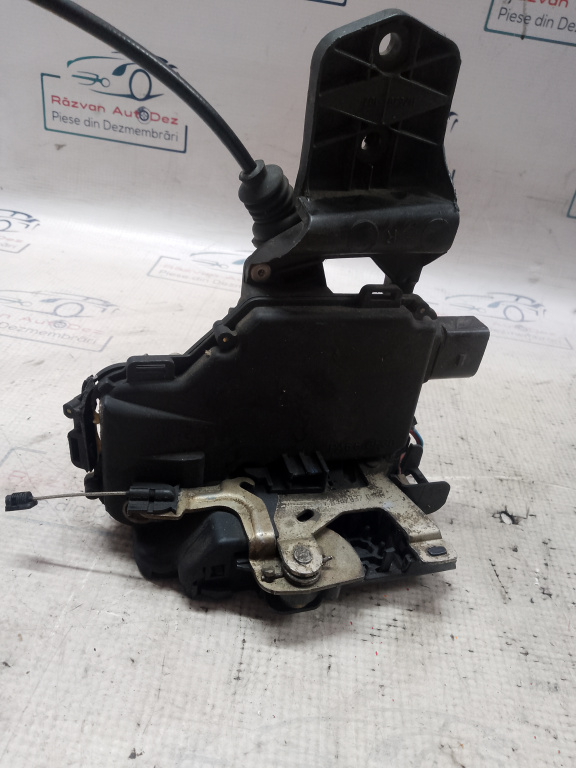 Broasca dreapta fata Volkswagen Golf 4 2003