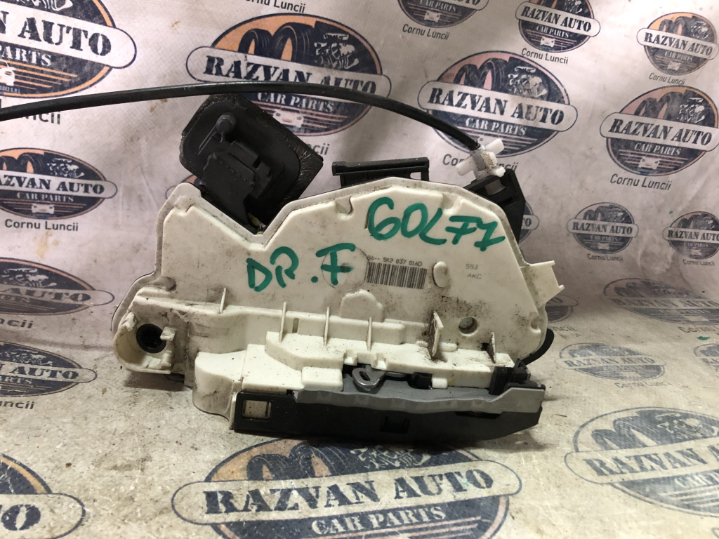 Broasca dreapta fata Volkswagen Golf 7 2015, 5K2837016D