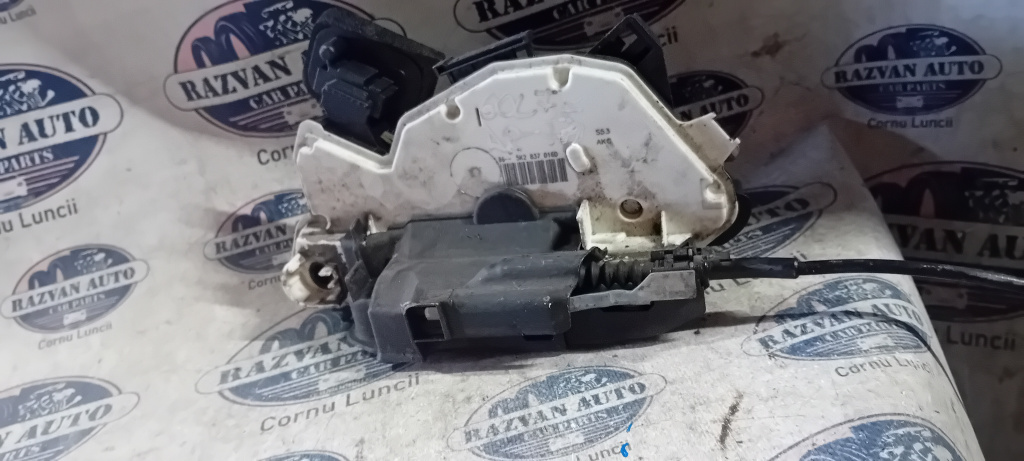 Broasca dreapta fata Volkswagen Golf 7