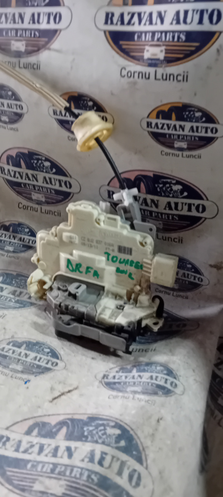 Broasca dreapta fata Volkswagen Touareg 2012
