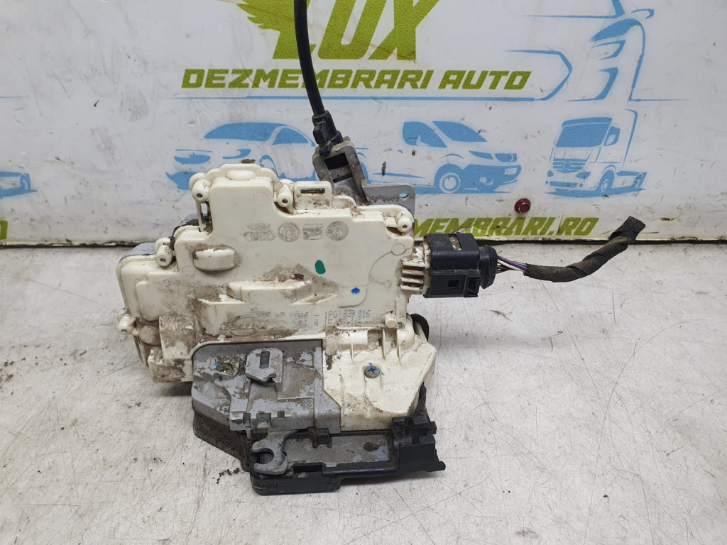 Broasca dreapta spate 1p0839016 Volkswagen VW Passat B6 [2005 - 2010]