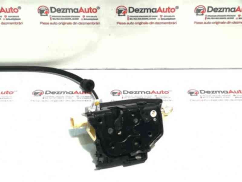 Broasca dreapta spate 3C4839016A, Vw Passat Variant (3C5) (id:310547)
