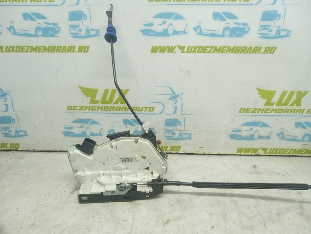 Broasca dreapta spate 5n0839016A Volkswagen VW Passat CC [2008 - 2012]