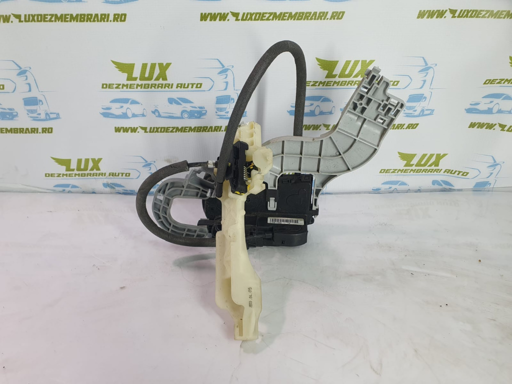 Broasca dreapta spate 81420-3u000 Kia Sportage 3 [2010 - 2014] 2.0 crdi D4HA