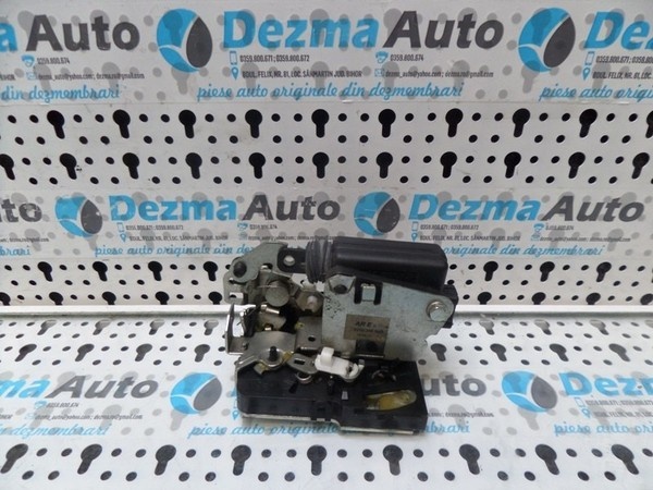 Broasca dreapta spate 825029556R, Dacia Duster (pr:110747)