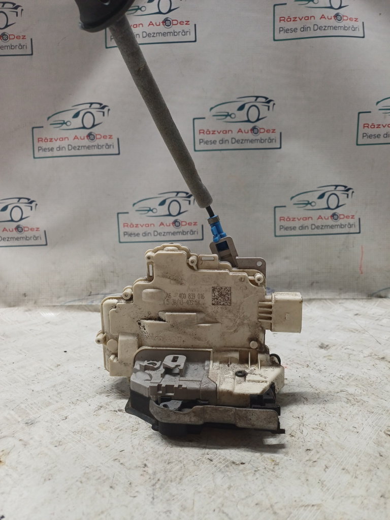 Broasca dreapta spate Audi A3 8V - Motor