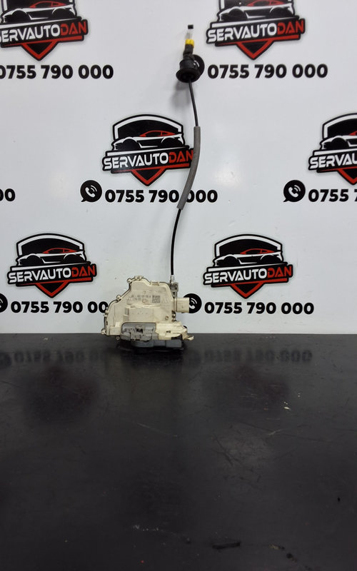 Broasca dreapta spate Audi A4 (2015-2019) [8W2, B9] 2.0 Motorina 2016, 4G0839016H / COMBI