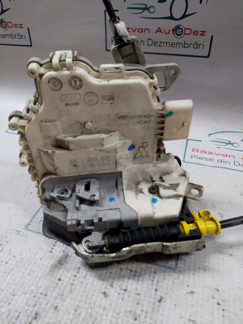 Broasca dreapta spate Audi A4 B8 2010, 8K0839016C