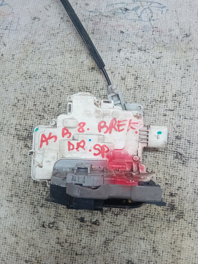 Broasca dreapta spate Audi A4 B8 2012