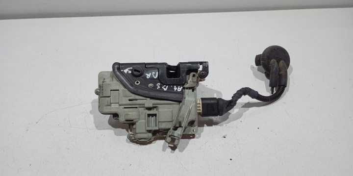 Broasca dreapta spate Audi A4 B8/8K [2007 - 2011]