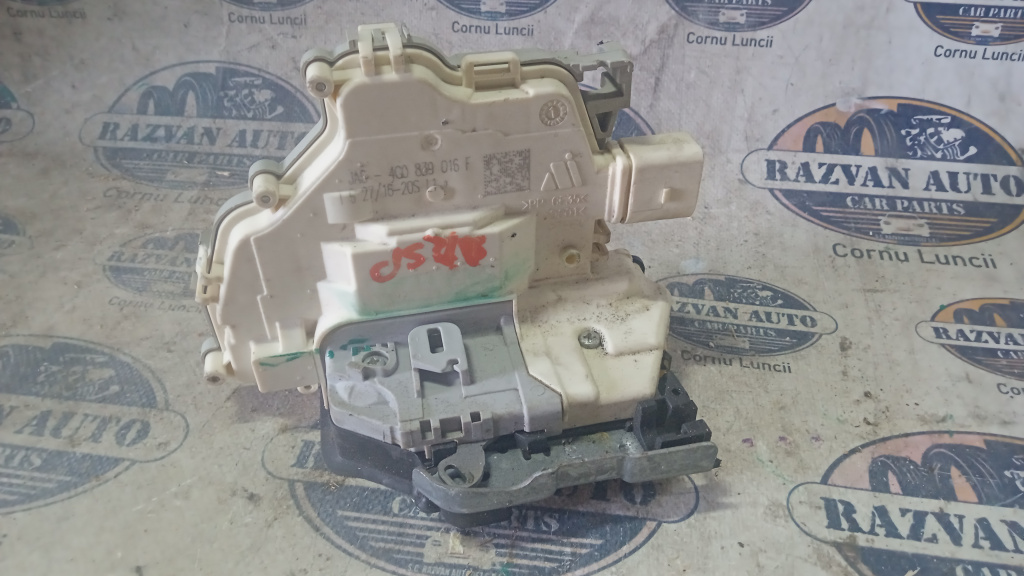 Broasca dreapta spate Audi A5, 4C0839016F
