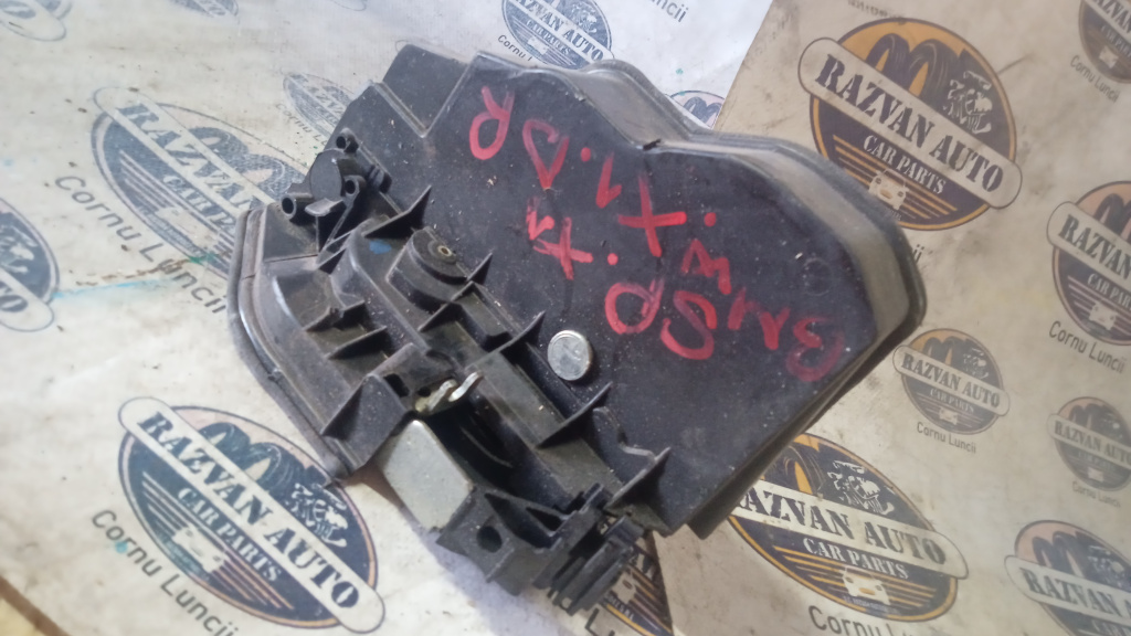 Broasca dreapta spate BMW X1 2010