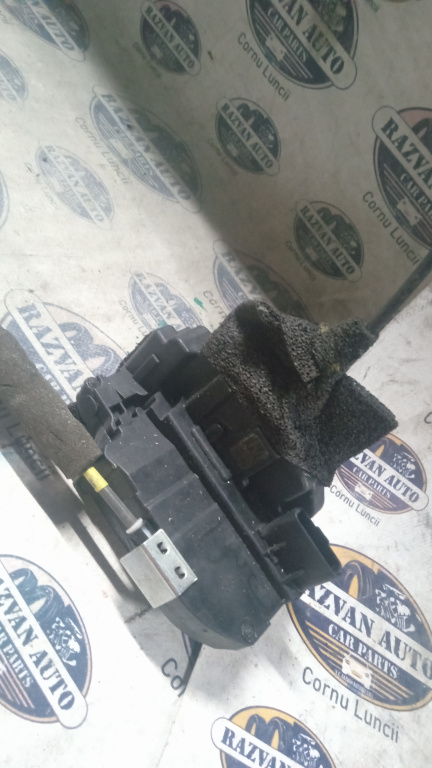 Broasca dreapta spate Nissan Juke 2011