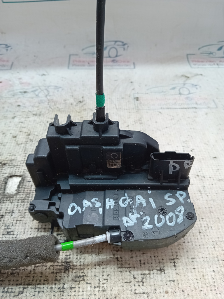 Broasca dreapta spate Nissan Qashqai 2008