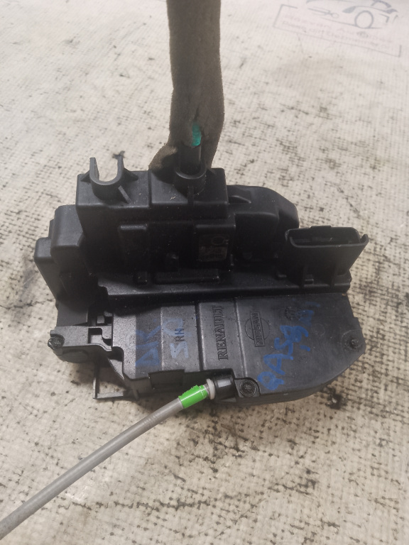 Broasca dreapta spate Nissan Qashqai 2011