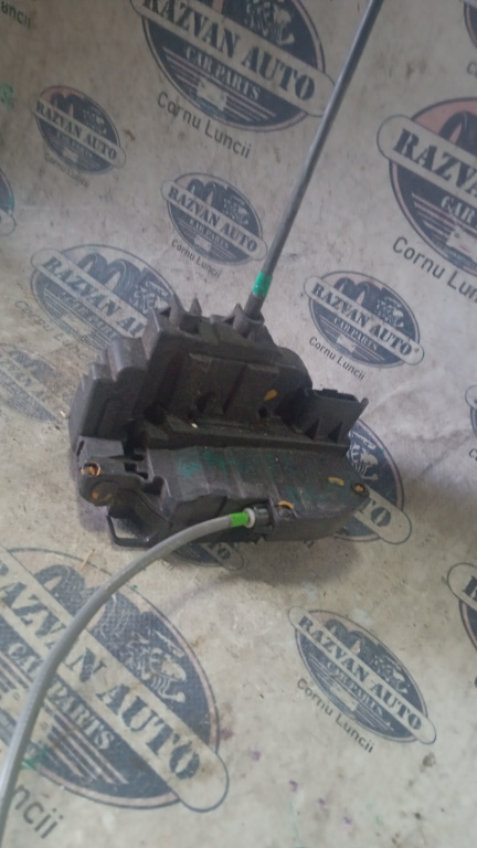 Broasca dreapta spate Nissan Qashqai 2011