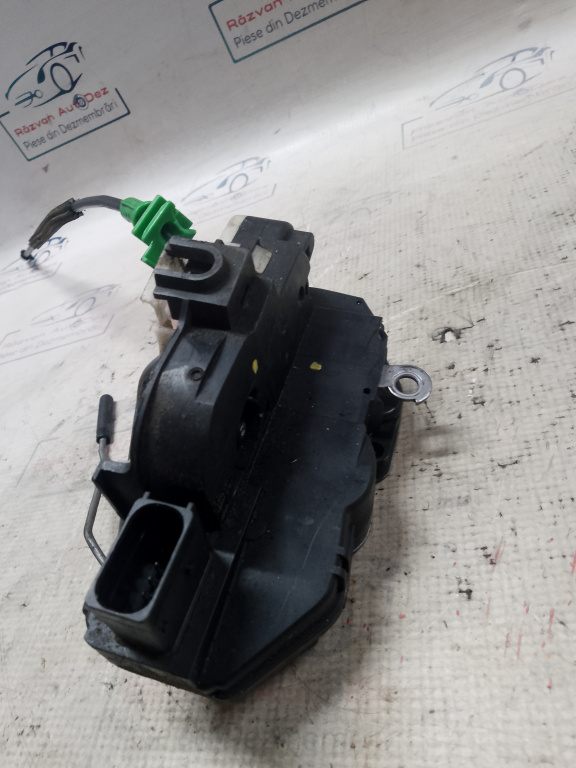 Broasca dreapta spate Opel Astra J 2011