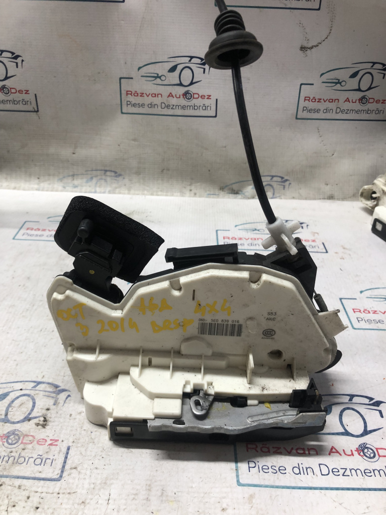 Broasca dreapta spate Skoda Octavia 3 1.6 Motorina 2014, 5E0839016