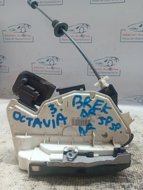 Broasca dreapta spate Skoda Octavia 3 2012, 5E0839016