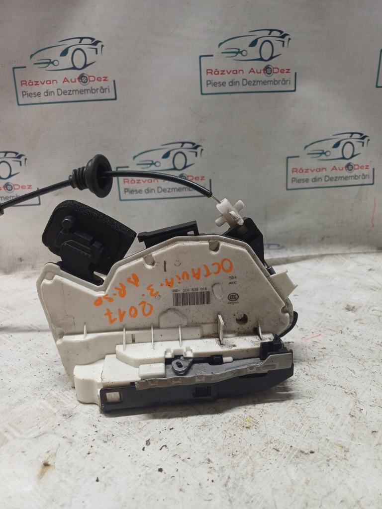 Broasca dreapta spate Skoda Octavia 3 - Motorina 2017, 5E0839016