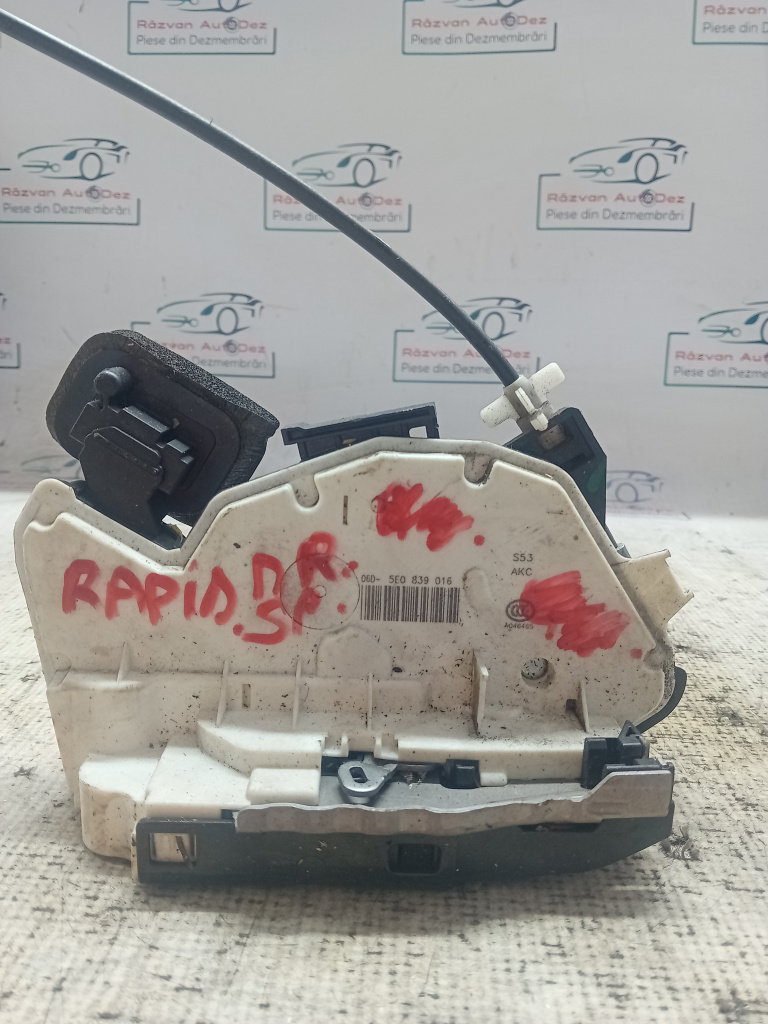 Broasca dreapta spate Skoda RAPID 2014, 5E0839016