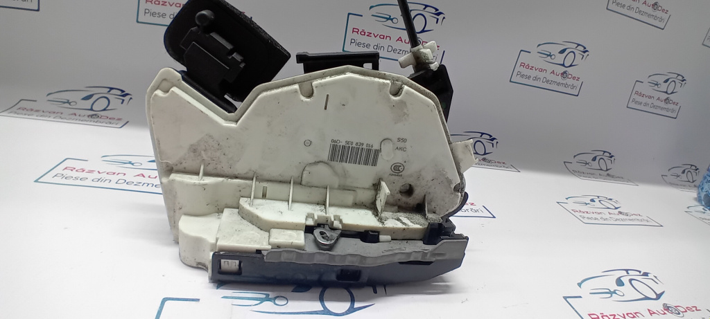 Broasca dreapta spate Skoda RAPID 2015, 5E0839016