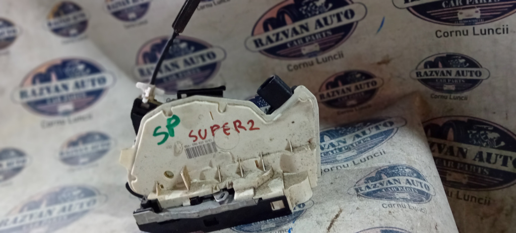 Broasca dreapta spate Skoda Superb 2 2010