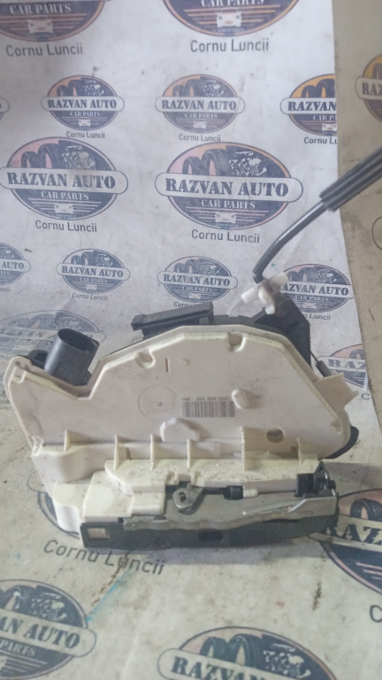 Broasca dreapta spate Skoda Superb 2 2012