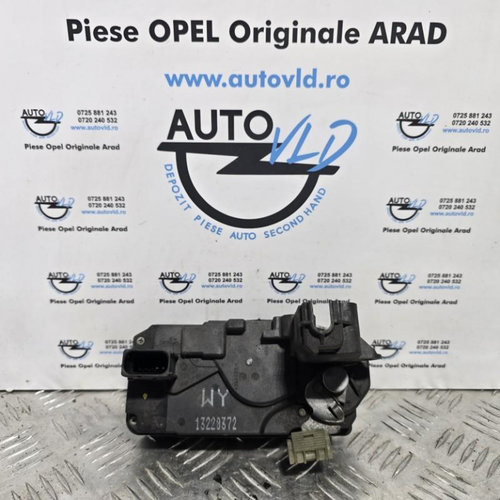 Broasca dreapta spate usa Opel Zafira B 2005-2014 13220372 WY