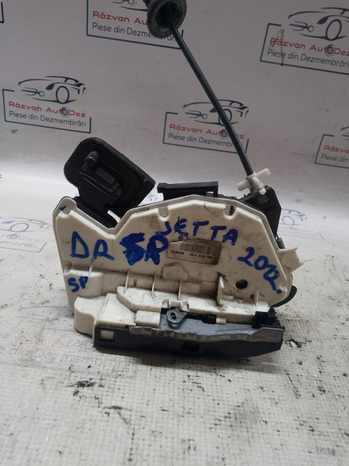 Broasca dreapta spate Volkswagen Jetta 2012, 5K4839016F