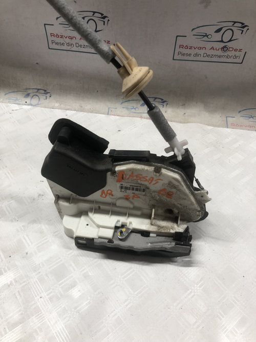 Broasca dreapta spate Volkswagen Passat B8 - Motorina 2016, 5E0839016