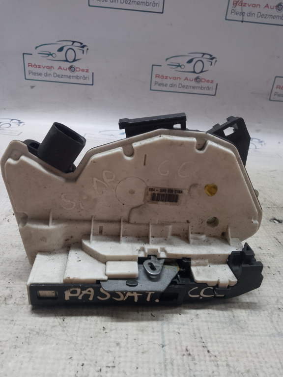 Broasca dreapta spate Volkswagen Passat CC 2010, 5N0839016A