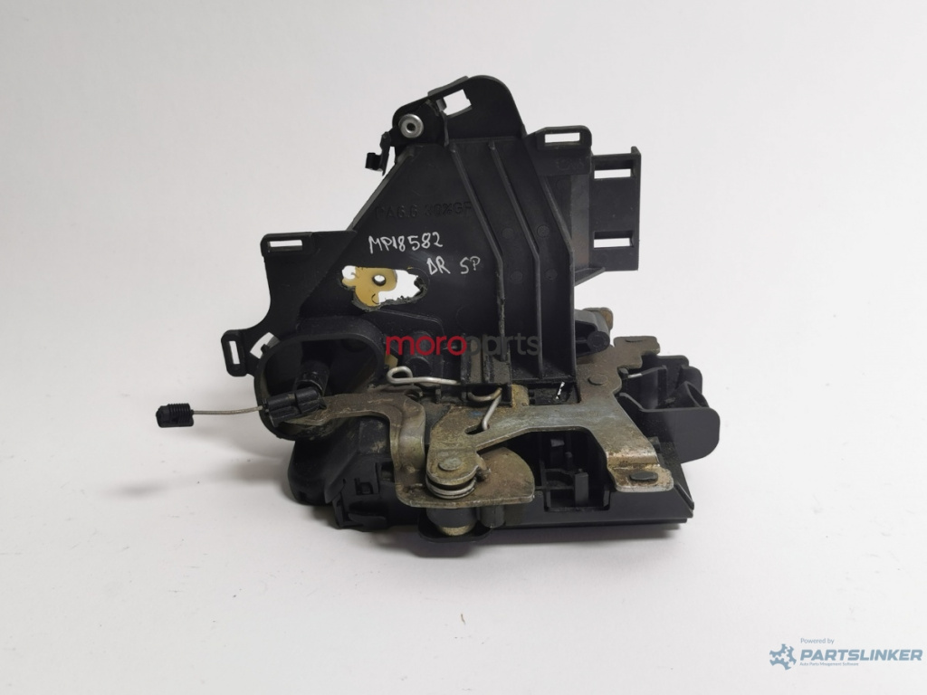 Broasca dreapta spate VOLKSWAGEN POLO (9N_) [ 2001 - 2012 ] VAG OEM 3B4839016