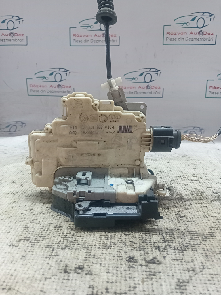 Broasca dreapta spate Volkswagen Tiguan, 3C4839016A