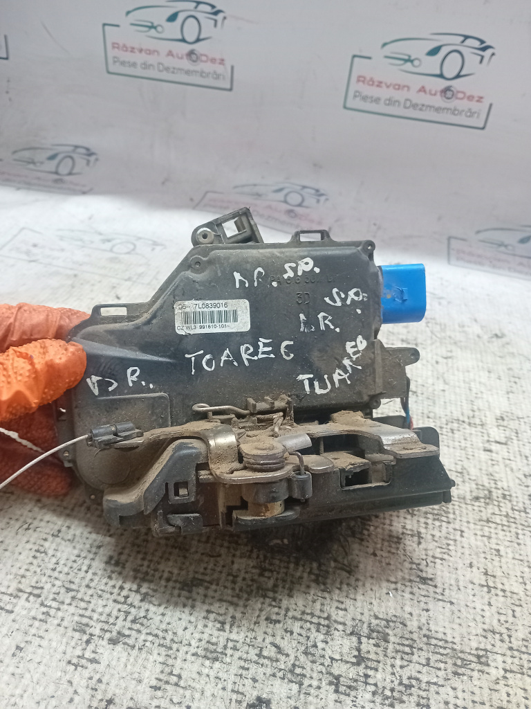 Broasca dreapta spate Volkswagen Touareg 2008, 7L0839016