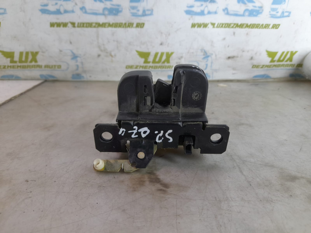 Broasca haion 7l6827505 Volkswagen VW Touareg generatia 1 7L [2002 - 2007] 2.5 tdi BAC