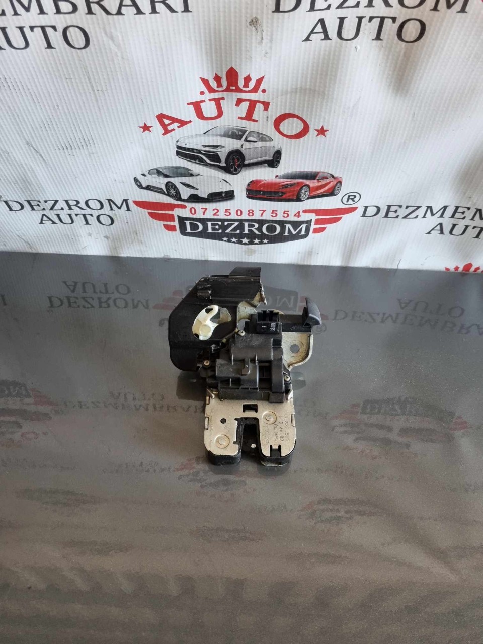 Broasca haion 8K9827505 Audi A3 8P Hatchback