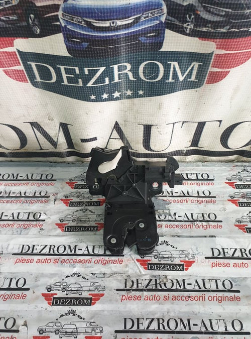 Broasca haion Audi A3 8P Hatchback cod piesa : 8P4827505B