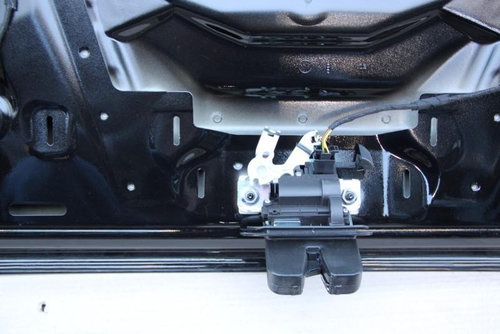 Broasca haion Audi A4 2015-2019 8W2, B9 8W9827505A