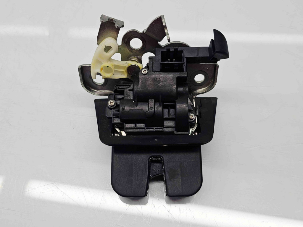 Broasca haion Audi A4 (8K5, B8) Avant [F