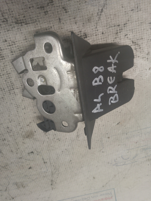 Broasca haion Audi A4 B8 Break 2012