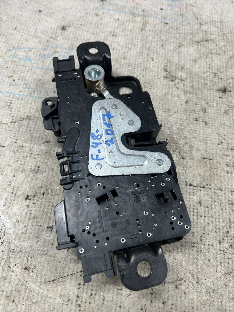 Broasca haion BMW X1 F48 2017, 16367210