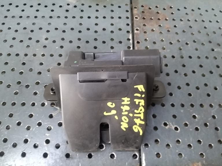 Broasca haion ford fiesta 6 cb1 ccn 8a61a442a66ba