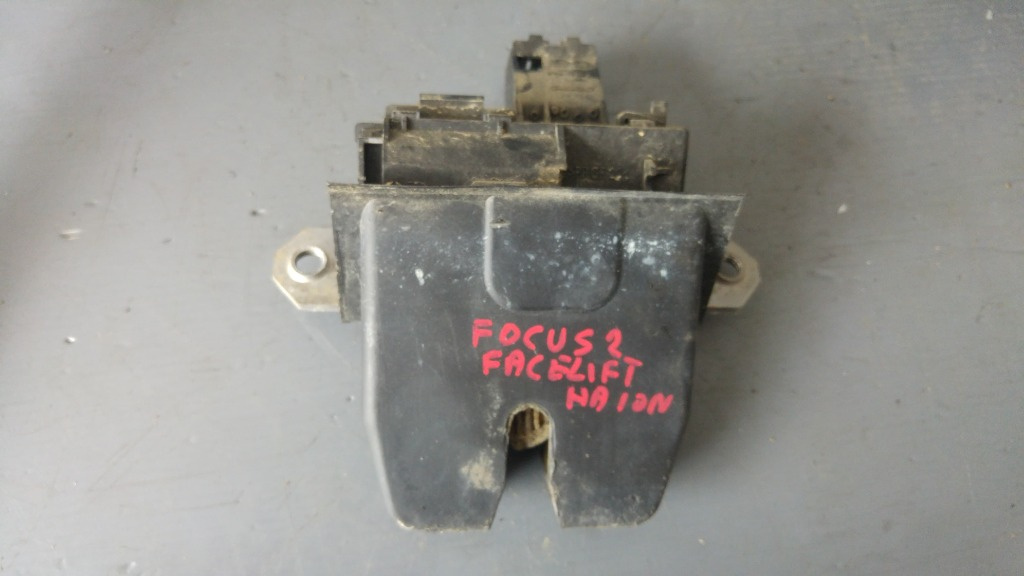 Broasca haion ford focus 2 facelift 8m51-r442a66-ca