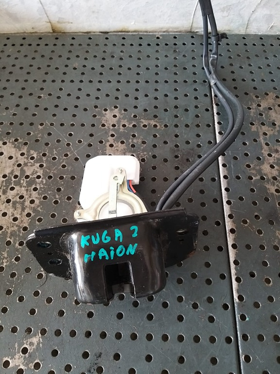 Broasca haion ford kuga 2 dm 2 7t4a7843102a