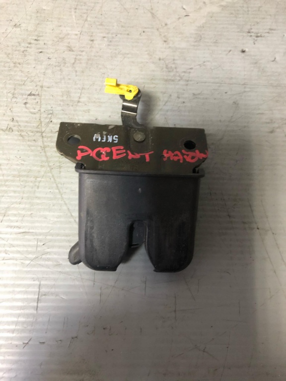 Broasca haion hyundai accent 81230-1g000