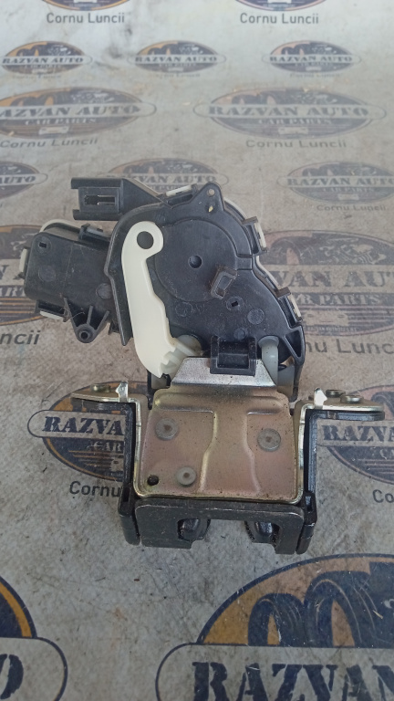 Broasca haion Mazda 3 2015