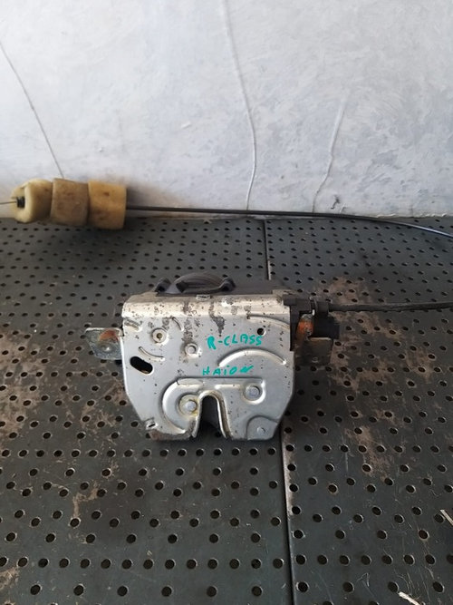Broasca haion mercedes r class w251 a1647400335
