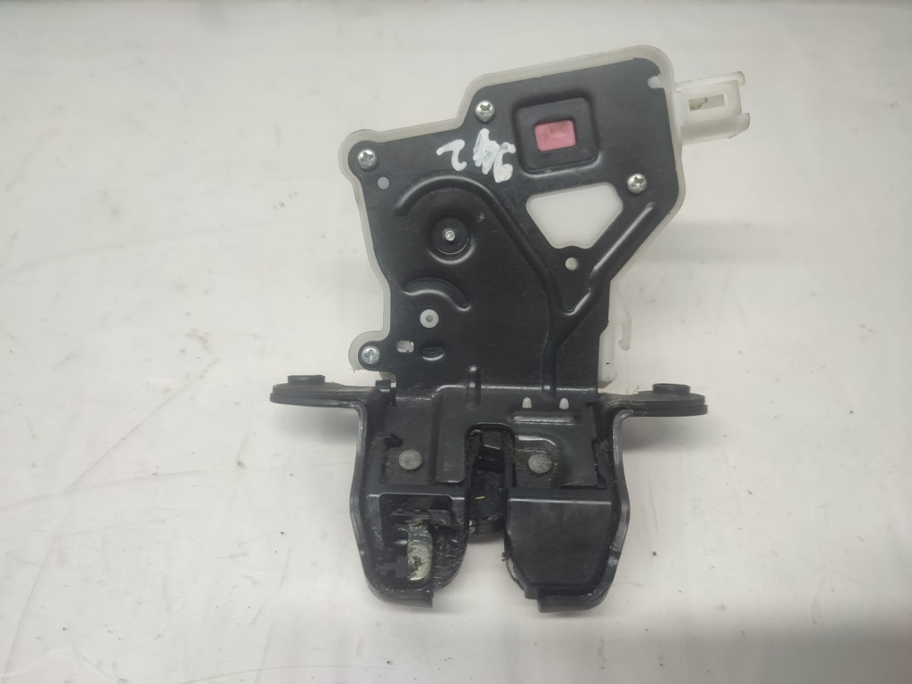 Broasca haion Nissan Qashqai 2 J11 [2013